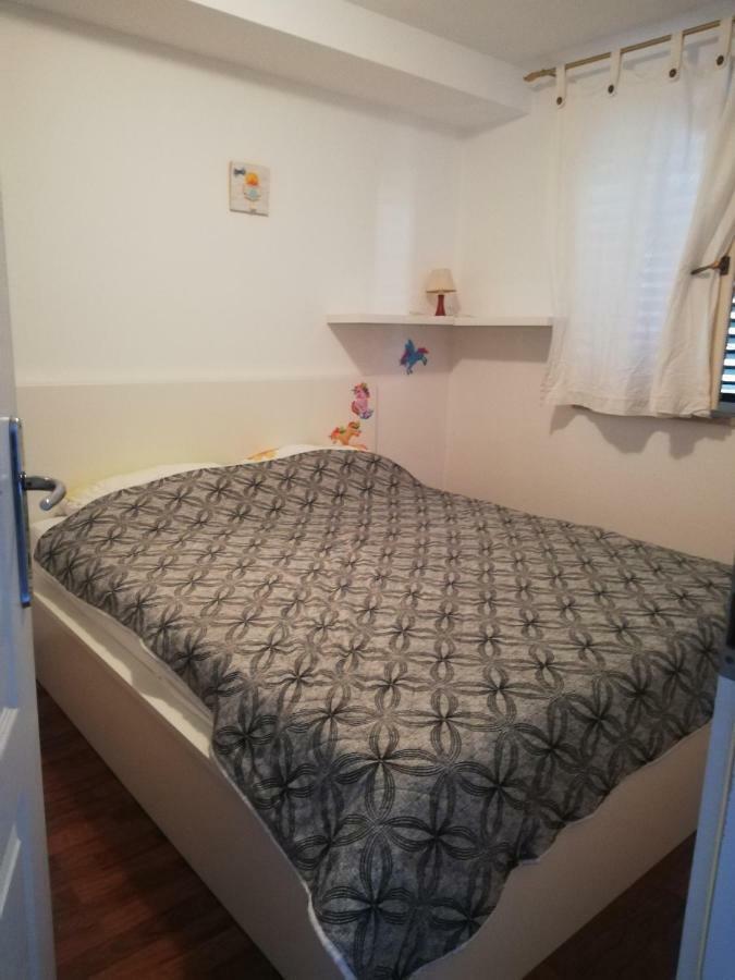 Apartman Natasa Mali Lošinj Екстериор снимка