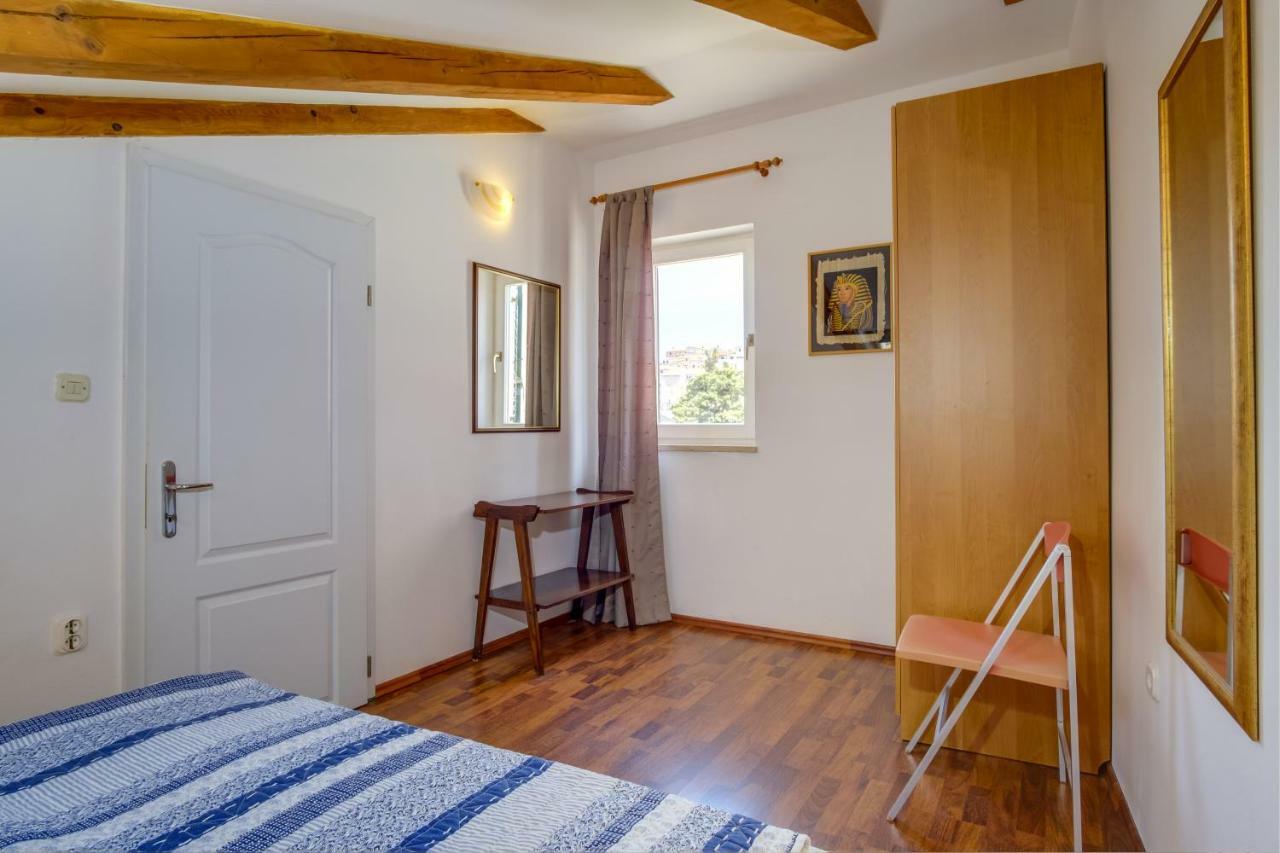 Apartman Natasa Mali Lošinj Екстериор снимка